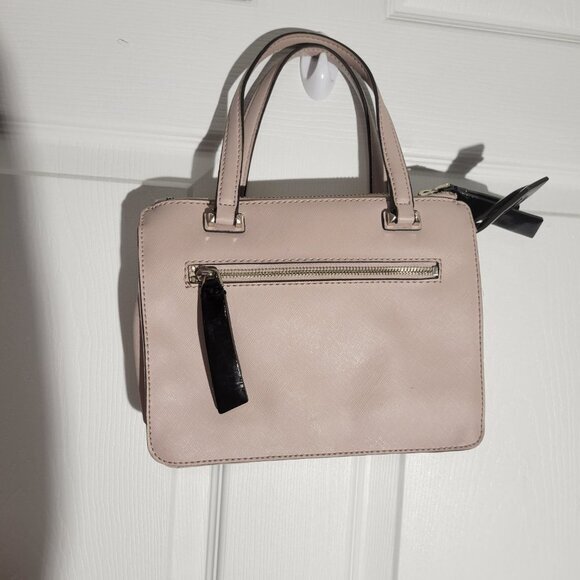 Guess-Handbag-Pink - Picture 3 of 5